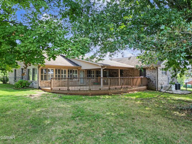 760 Gates Lane, Kodak, TN 37764