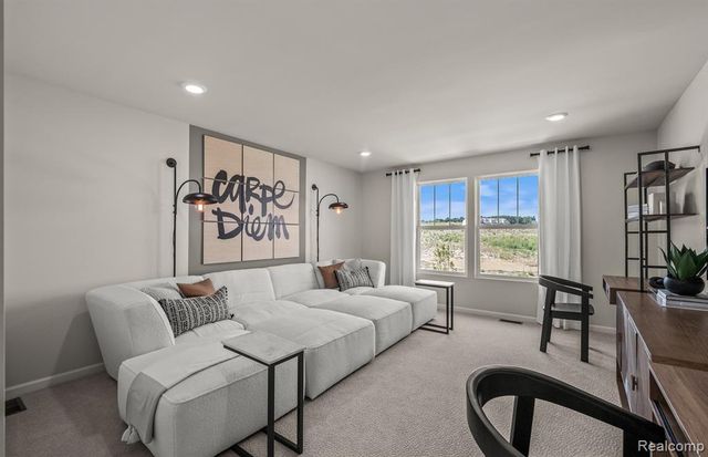 30104 Norway Drive, New Hudson, MI 48165