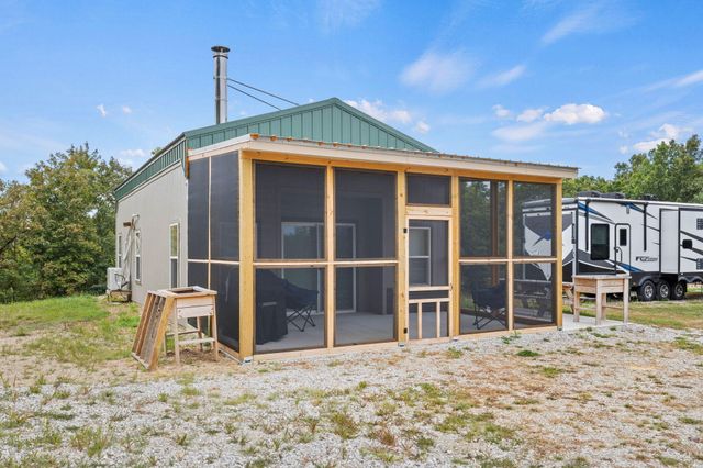 11571 Co Rd E 76 211, Ava, MO 65608