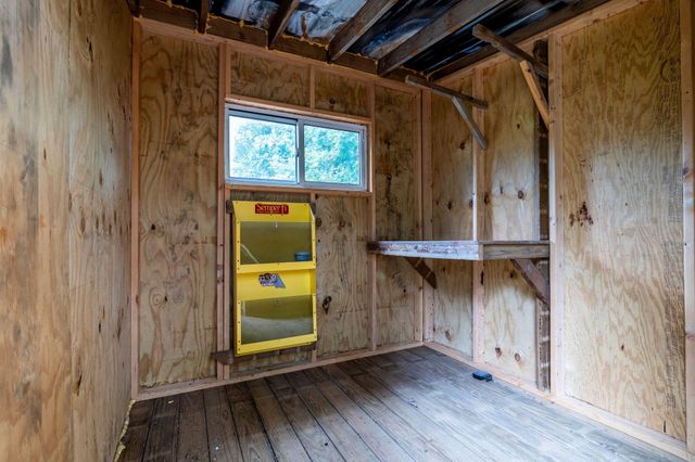 11571 Co Rd E 76 211, Ava, MO 65608