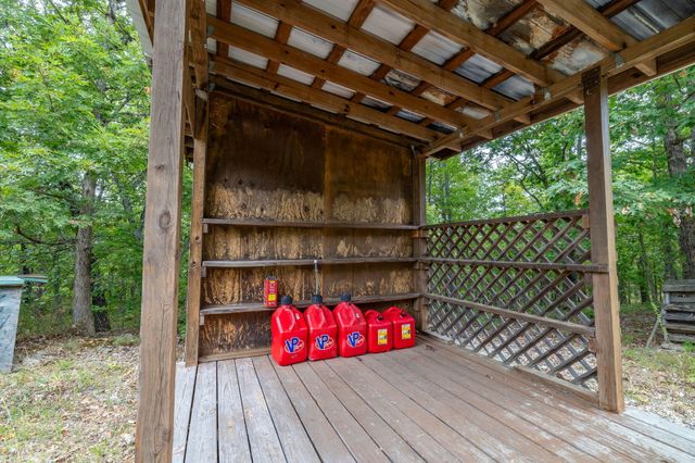 11571 Co Rd E 76 211, Ava, MO 65608