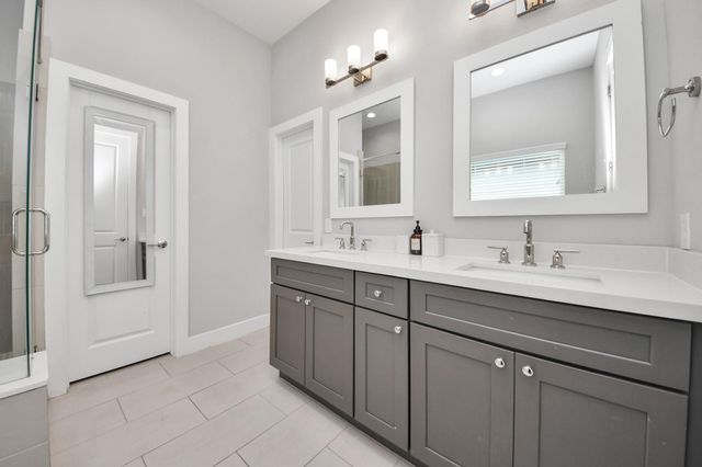 3305 Daphne Street, Houston, TX 77021