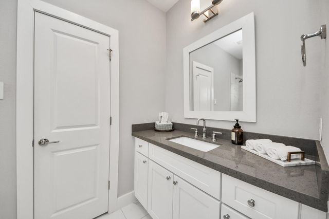 3305 Daphne Street, Houston, TX 77021