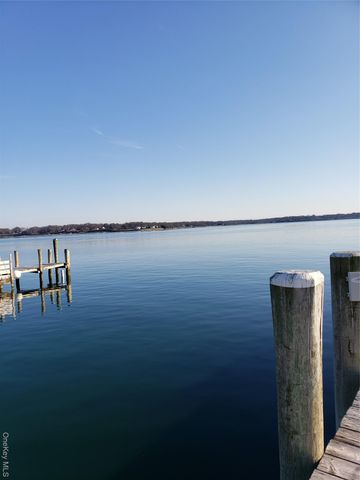 290 Gull Pond Lane, Greenport, NY 11944