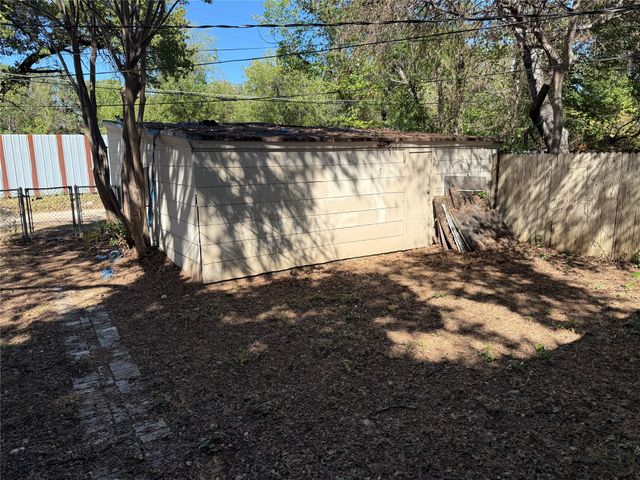 4127 Fox Drive, Fort Worth, TX 76117