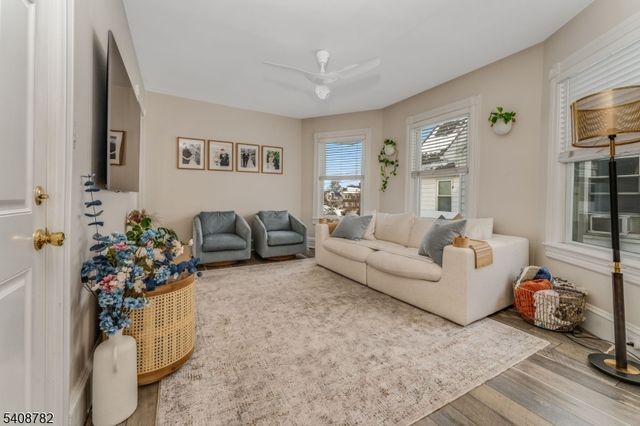 37 E SOMERSET STREET, Raritan Boro, NJ 08869