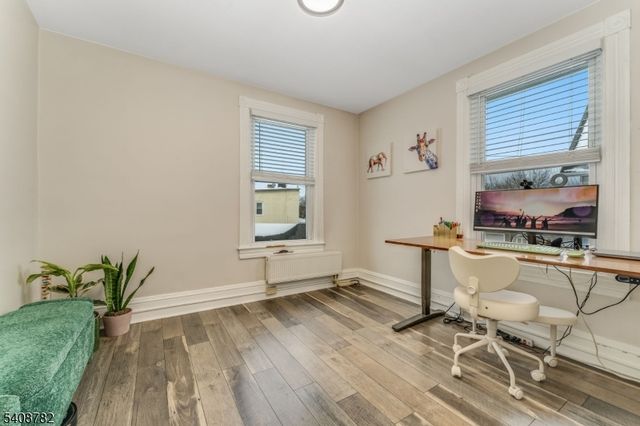 37 E SOMERSET STREET, Raritan Boro, NJ 08869