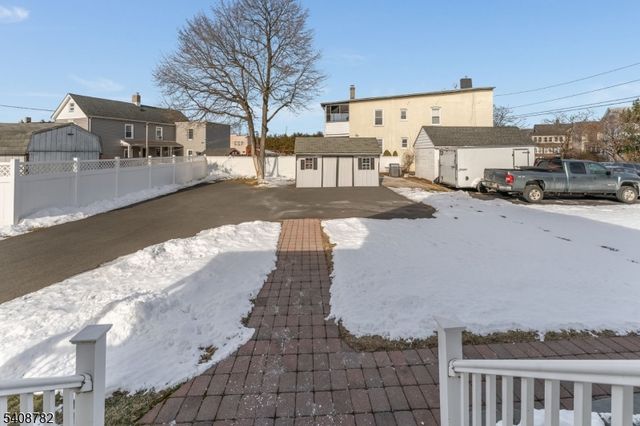 37 E SOMERSET STREET, Raritan Boro, NJ 08869