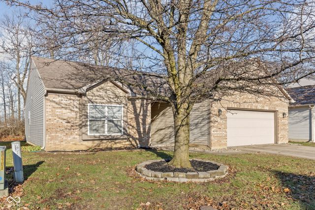 868 Flying Sun Drive, Avon, IN 46123