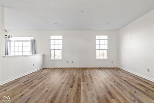 868 Flying Sun Drive, Avon, IN 46123