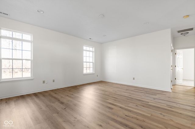 868 Flying Sun Drive, Avon, IN 46123