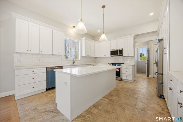 59 J Ryan Way, Watertown, CT 06795