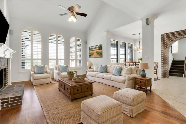 1216 Queen Peggy Lane, Lewisville, TX 75056