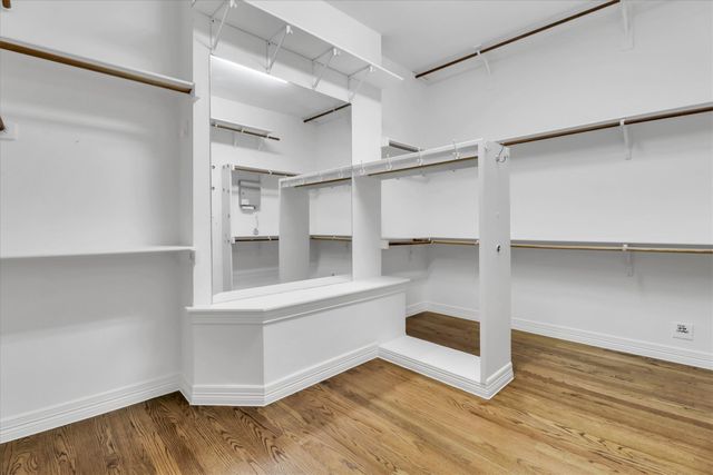 1216 Queen Peggy Lane, Lewisville, TX 75056