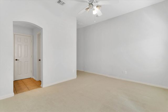 1216 Queen Peggy Lane, Lewisville, TX 75056