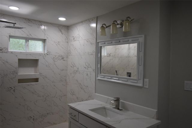 2907 Avenue K, Bay City, TX 77414