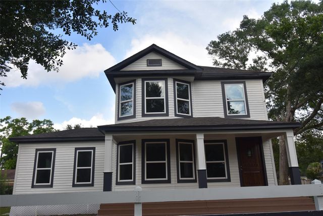 2907 Avenue K, Bay City, TX 77414