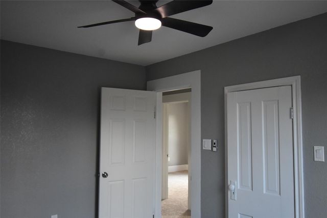 2907 Avenue K, Bay City, TX 77414