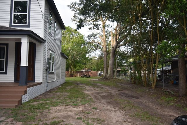2907 Avenue K, Bay City, TX 77414