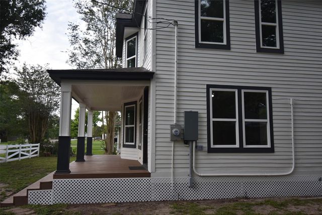 2907 Avenue K, Bay City, TX 77414