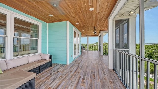180 HORSESHOE LOOP ROAD, Terra Ceia, FL 34250