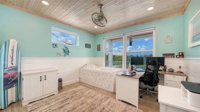 180 HORSESHOE LOOP ROAD, Terra Ceia, FL 34250