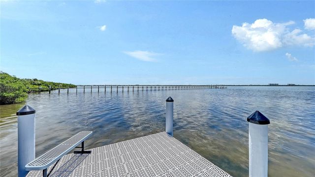 180 HORSESHOE LOOP ROAD, Terra Ceia, FL 34250