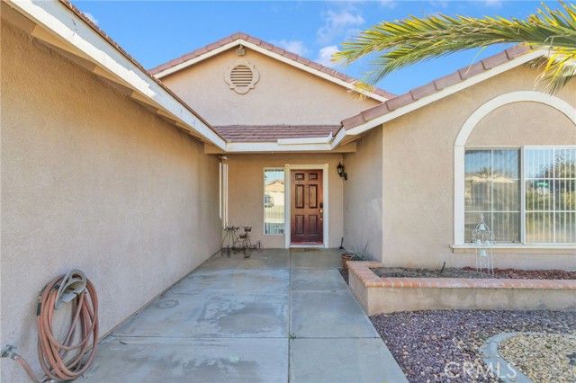 14405 Cedar, Hesperia, CA 92344