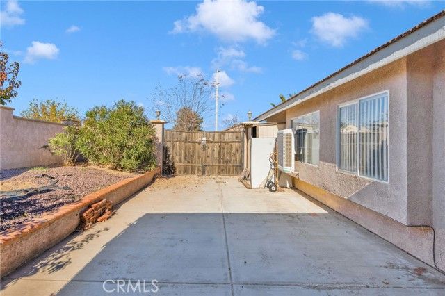 14405 Cedar, Hesperia, CA 92344
