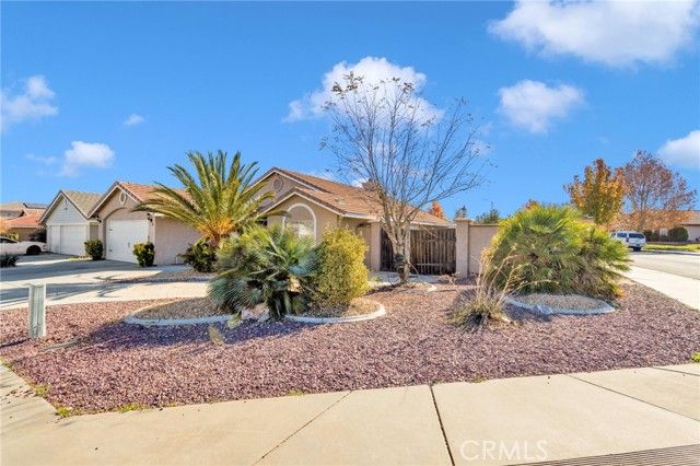 14405 Cedar, Hesperia, CA 92344