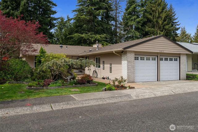 24813 10th Avenue S, Des Moines, WA 98198