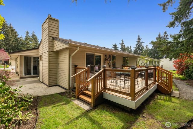 24813 10th Avenue S, Des Moines, WA 98198