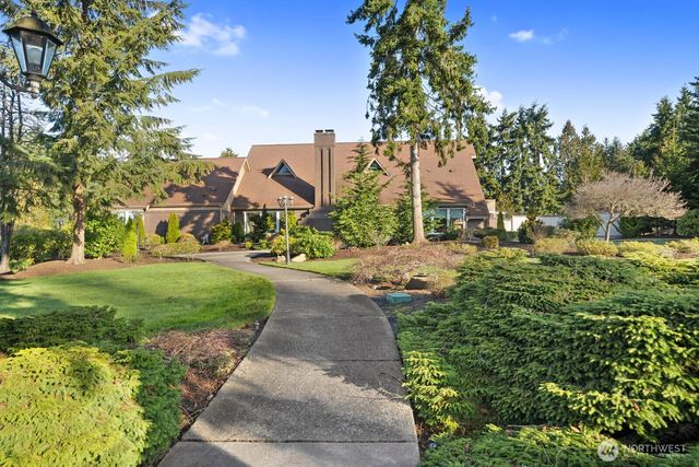 24813 10th Avenue S, Des Moines, WA 98198
