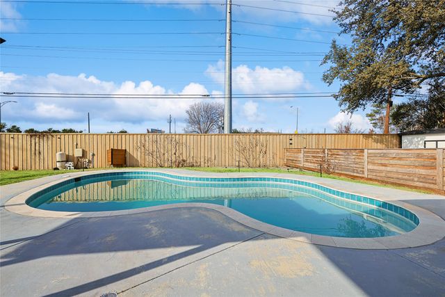 12417 Quincy Lane, Dallas, TX 75230