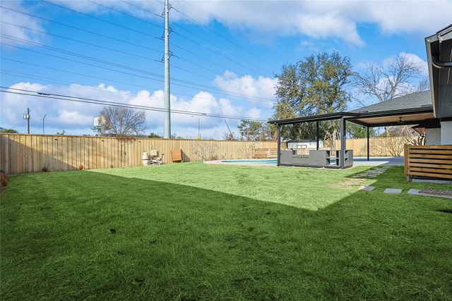 12417 Quincy Lane, Dallas, TX 75230