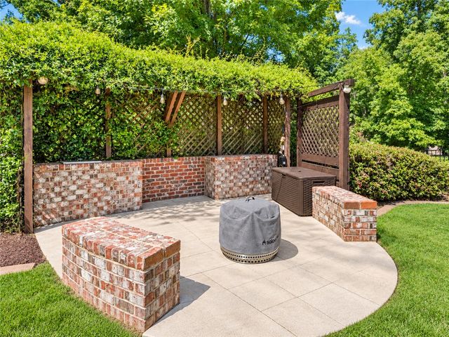 322 Avenue of Oaks, Anderson, SC 29621
