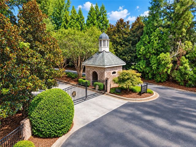 322 Avenue of Oaks, Anderson, SC 29621