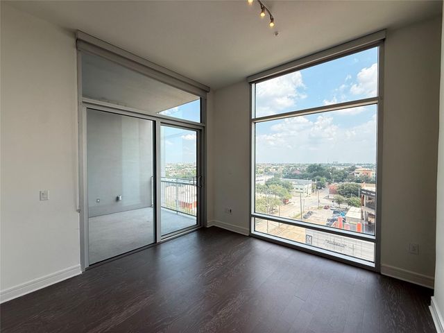 3300 Main St A8, Houston, TX 77002