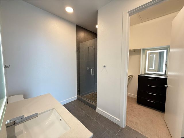 3300 Main St A8, Houston, TX 77002