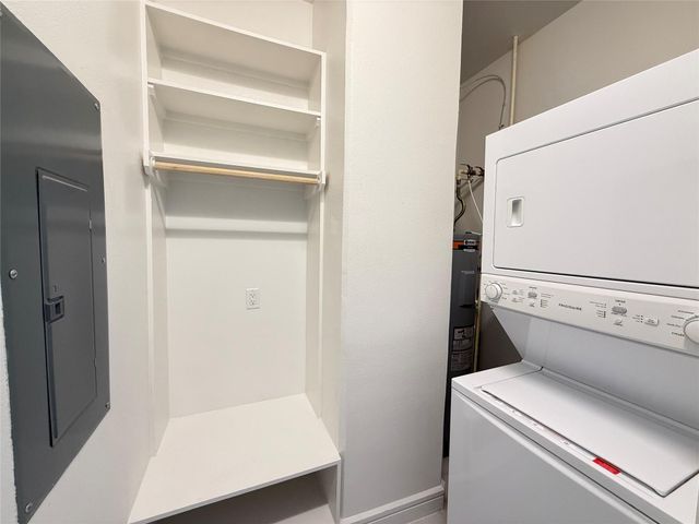 3300 Main St A8, Houston, TX 77002