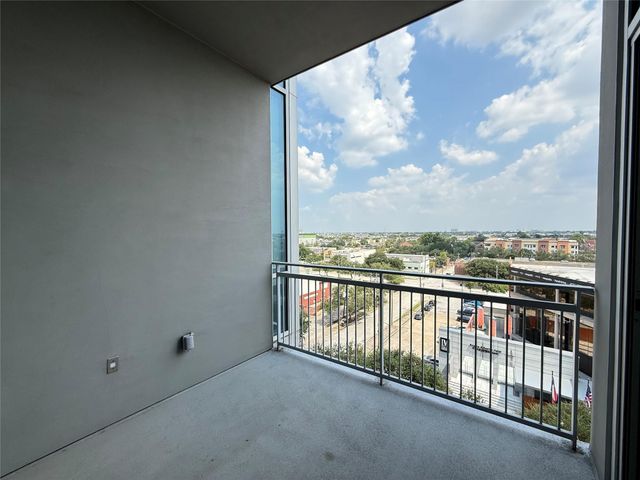 3300 Main St A8, Houston, TX 77002
