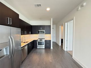 3300 Main St A8, Houston, TX 77002