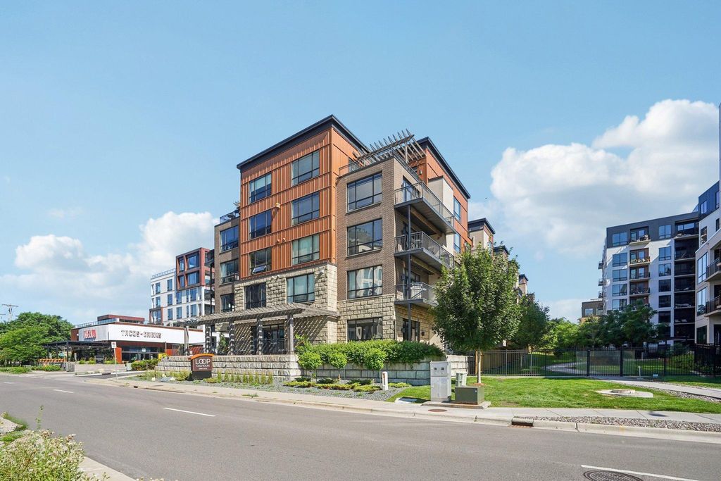 3116 W Lake Street 116, Minneapolis, MN 55416
