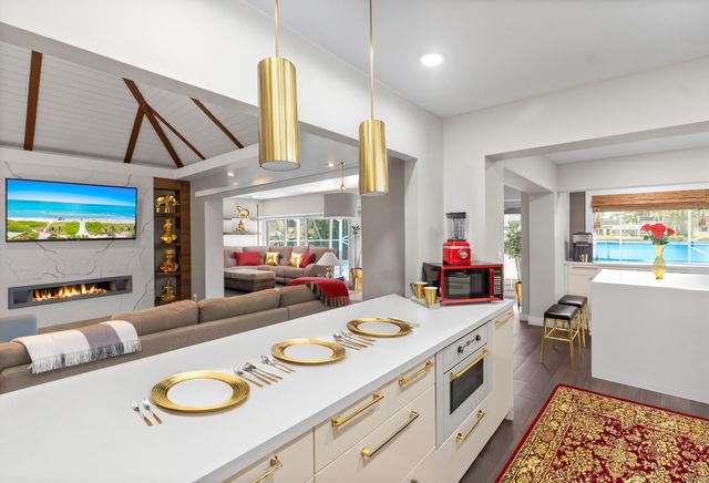 6106 Royal Poinciana Lane, Tamarac, FL 33319