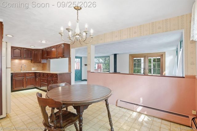 32100 W 9 Mile Road, Farmington, MI 48336