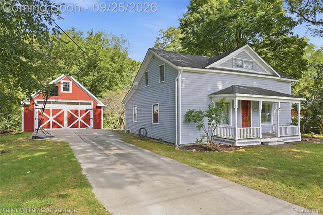 32100 W 9 Mile Road, Farmington, MI 48336