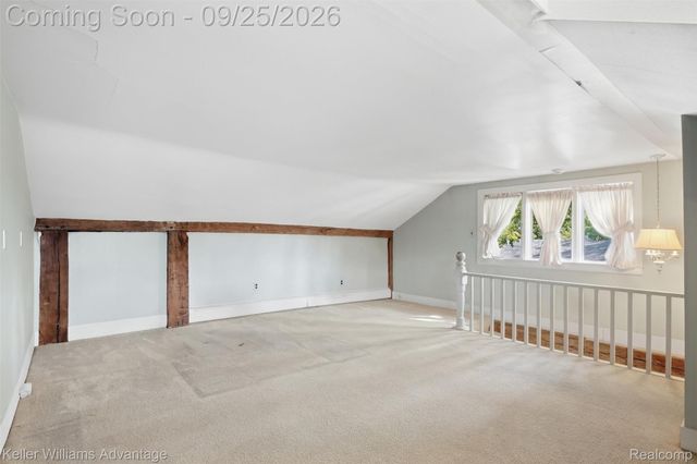 32100 W 9 Mile Road, Farmington, MI 48336