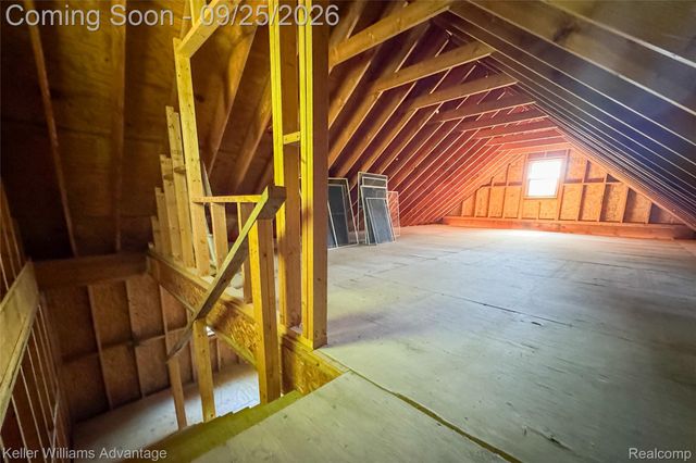 32100 W 9 Mile Road, Farmington, MI 48336
