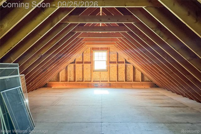 32100 W 9 Mile Road, Farmington, MI 48336
