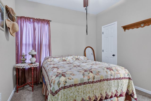 10912 Forest Breeze, Live Oak, TX 78233